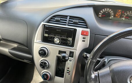 Toyota Ractis I, 2010 год, 799 999 рублей, 15 фотография
