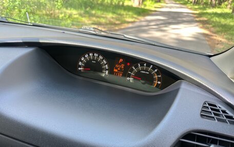 Toyota Ractis I, 2010 год, 799 999 рублей, 14 фотография