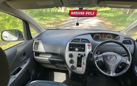 Toyota Ractis I, 2010 год, 799 999 рублей, 11 фотография