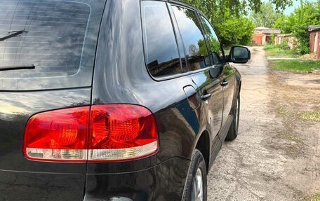 Volkswagen Touareg III, 2003 год, 830 000 рублей, 11 фотография