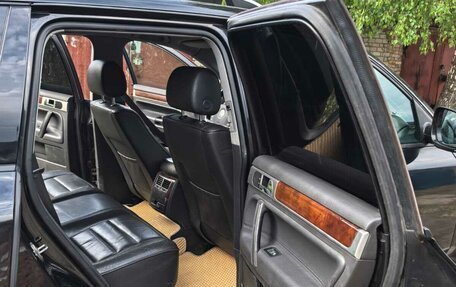 Volkswagen Touareg III, 2003 год, 830 000 рублей, 21 фотография