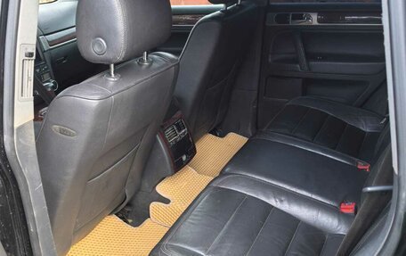 Volkswagen Touareg III, 2003 год, 830 000 рублей, 20 фотография