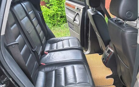 Volkswagen Touareg III, 2003 год, 830 000 рублей, 22 фотография