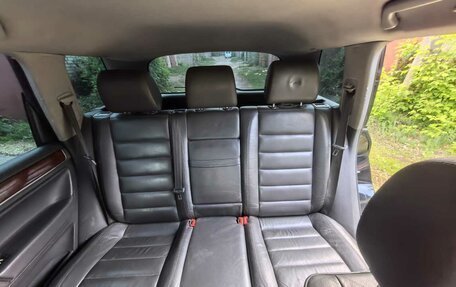 Volkswagen Touareg III, 2003 год, 830 000 рублей, 28 фотография