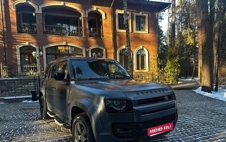Land Rover Defender II, 2021 год, 8 100 000 рублей, 8 фотография
