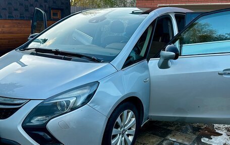 Opel Zafira C рестайлинг, 2013 год, 1 349 999 рублей, 3 фотография
