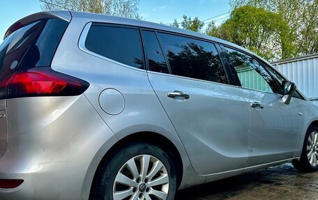 Opel Zafira C рестайлинг, 2013 год, 1 349 999 рублей, 36 фотография