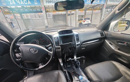 Toyota Land Cruiser Prado 120 рестайлинг, 2008 год, 2 600 000 рублей, 6 фотография