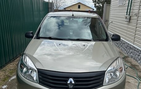 Renault Sandero I, 2014 год, 665 000 рублей, 1 фотография