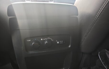 Toyota Land Cruiser Prado 120 рестайлинг, 2008 год, 2 600 000 рублей, 11 фотография