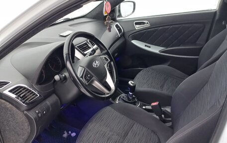 Hyundai Solaris II рестайлинг, 2014 год, 780 000 рублей, 2 фотография