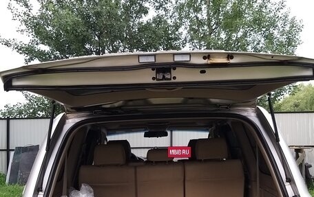 Toyota Land Cruiser 100 рестайлинг 2, 2001 год, 1 800 000 рублей, 7 фотография