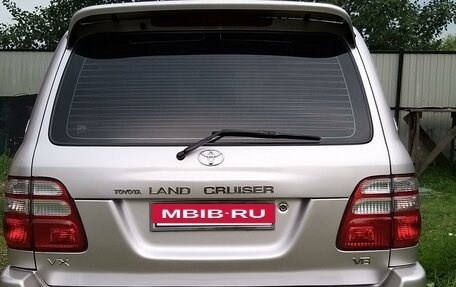 Toyota Land Cruiser 100 рестайлинг 2, 2001 год, 1 800 000 рублей, 13 фотография