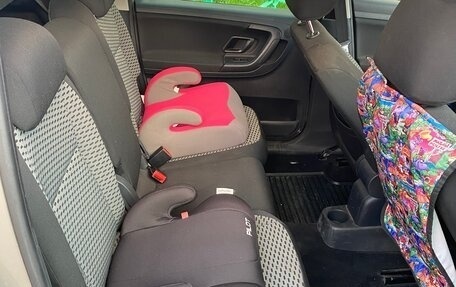 Skoda Roomster, 2013 год, 940 000 рублей, 17 фотография