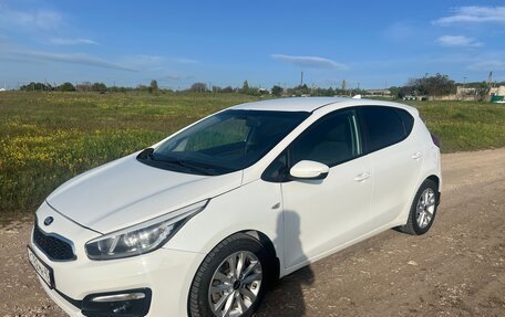 KIA cee'd III, 2017 год, 1 250 000 рублей, 2 фотография