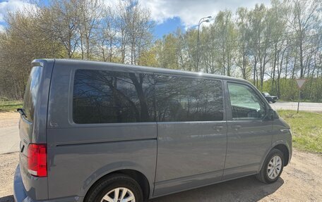 Volkswagen Caravelle T6 рестайлинг, 2021 год, 4 550 000 рублей, 3 фотография