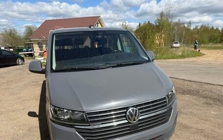 Volkswagen Caravelle T6 рестайлинг, 2021 год, 4 550 000 рублей, 5 фотография