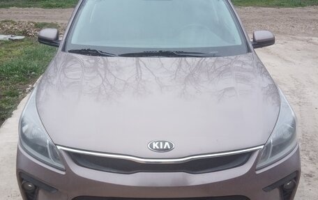 KIA Rio IV, 2018 год, 1 100 000 рублей, 6 фотография