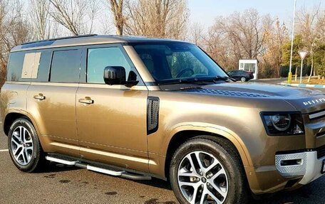 Land Rover Defender II, 2021 год, 8 000 000 рублей, 6 фотография