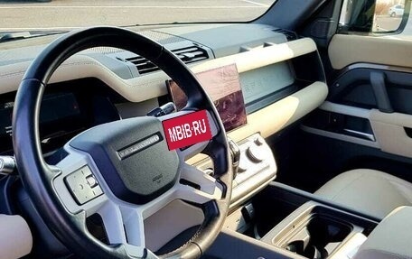 Land Rover Defender II, 2021 год, 8 000 000 рублей, 10 фотография