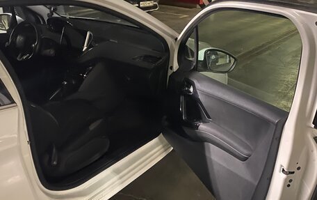 Peugeot 208 II, 2014 год, 770 000 рублей, 4 фотография