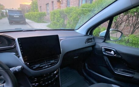 Peugeot 208 II, 2014 год, 770 000 рублей, 11 фотография