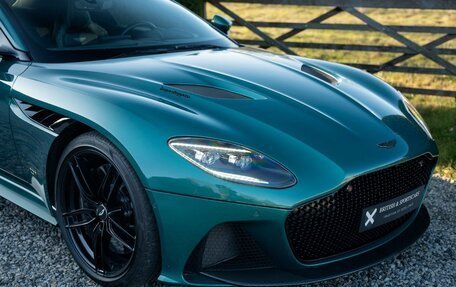 Aston Martin DBS III, 2022 год, 21 480 000 рублей, 2 фотография