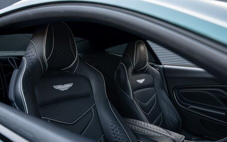 Aston Martin DBS III, 2022 год, 21 480 000 рублей, 12 фотография