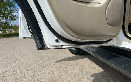 Toyota Land Cruiser Prado 120 рестайлинг, 2007 год, 2 200 000 рублей, 21 фотография