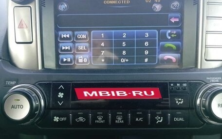 Toyota Land Cruiser Prado 150 рестайлинг 2, 2011 год, 2 520 000 рублей, 6 фотография