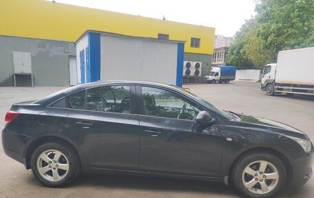 Chevrolet Cruze II, 2011 год, 729 000 рублей, 5 фотография