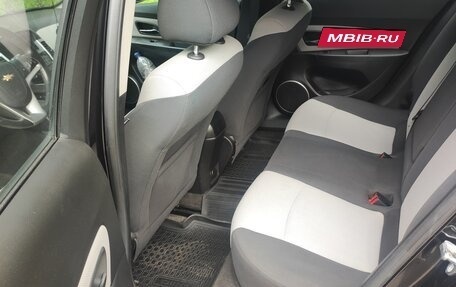 Chevrolet Cruze II, 2011 год, 729 000 рублей, 9 фотография