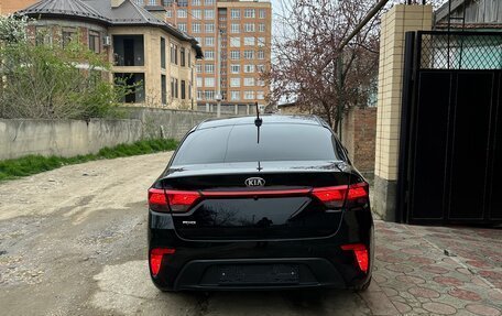 KIA Rio IV, 2020 год, 1 500 000 рублей, 2 фотография