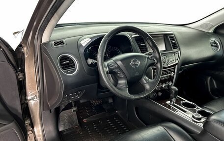 Nissan Pathfinder, 2014 год, 1 350 000 рублей, 11 фотография