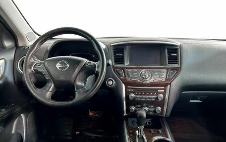 Nissan Pathfinder, 2014 год, 1 350 000 рублей, 13 фотография