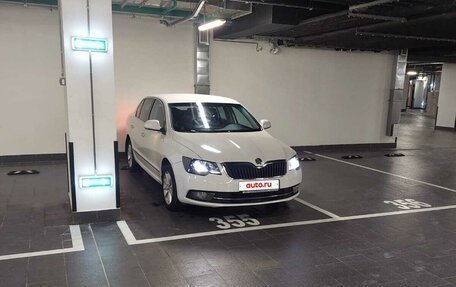 Skoda Superb III рестайлинг, 2014 год, 1 200 000 рублей, 2 фотография