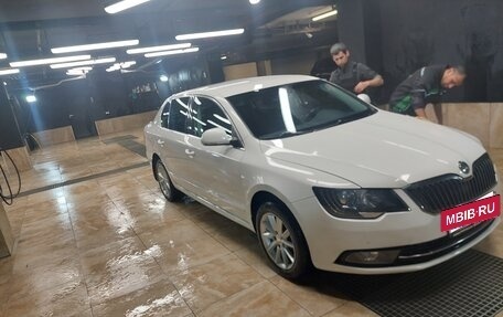 Skoda Superb III рестайлинг, 2014 год, 1 200 000 рублей, 8 фотография