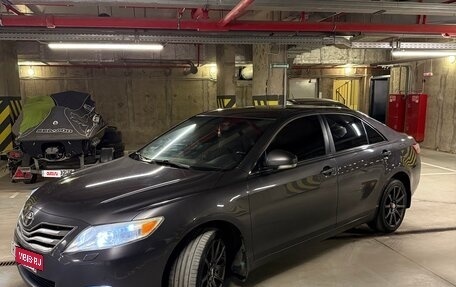 Toyota Camry, 2010 год, 999 000 рублей, 3 фотография