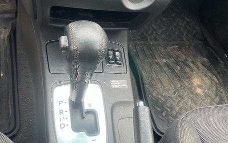 Mitsubishi Outlander III рестайлинг 3, 2007 год, 650 000 рублей, 4 фотография