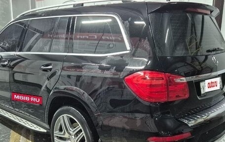 Mercedes-Benz GL-Класс, 2014 год, 3 500 000 рублей, 11 фотография