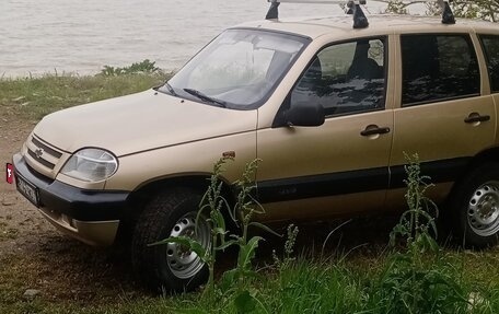 Chevrolet Niva I рестайлинг, 2004 год, 285 000 рублей, 5 фотография