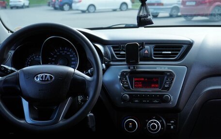 KIA Rio III рестайлинг, 2013 год, 785 000 рублей, 7 фотография