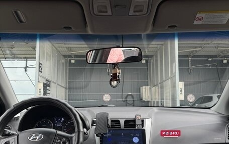 Hyundai Solaris II рестайлинг, 2012 год, 880 000 рублей, 4 фотография