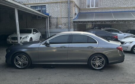 Mercedes-Benz E-Класс, 2019 год, 3 900 000 рублей, 4 фотография