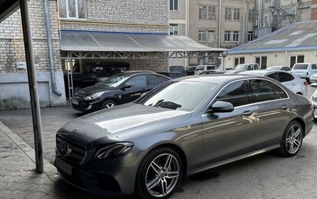 Mercedes-Benz E-Класс, 2019 год, 3 900 000 рублей, 2 фотография