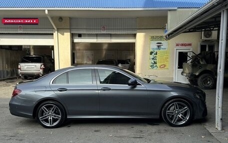 Mercedes-Benz E-Класс, 2019 год, 3 900 000 рублей, 5 фотография