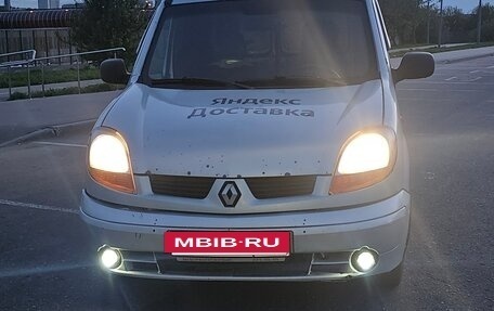 Renault Kangoo II рестайлинг, 2004 год, 280 000 рублей, 10 фотография