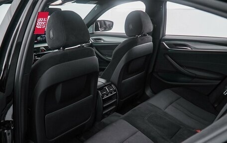 BMW 5 серия, 2018 год, 3 847 000 рублей, 11 фотография
