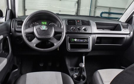 Skoda Fabia II, 2012 год, 595 000 рублей, 6 фотография