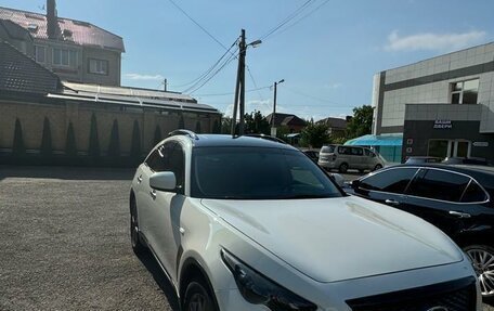 Infiniti FX II, 2013 год, 2 499 000 рублей, 3 фотография